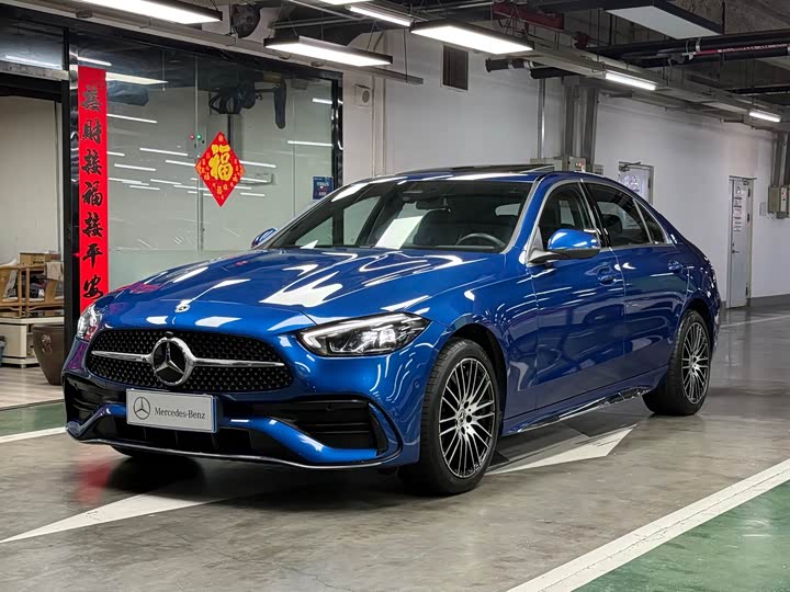 Mercedes-Benz C-Class 2023 C 200 L Sport Edition - zdjęcie 17