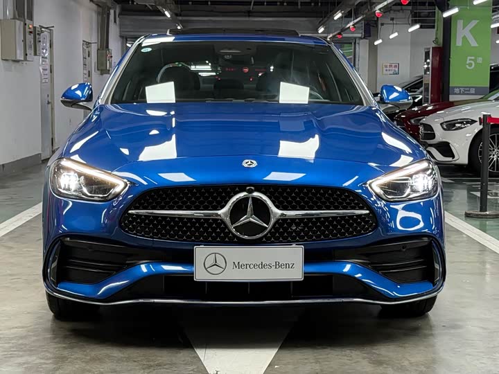 Mercedes-Benz C-Class 2023 C 200 L Sport Edition - zdjęcie 18
