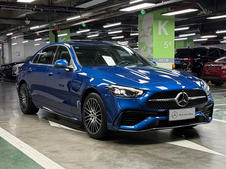 Mercedes-Benz C-Class 2023 C 200 L Sport Edition - zdjęcie 19