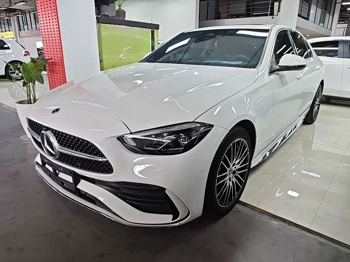 Mercedes-Benz C-Class 2023 C 200 L Sport Edition - zdjęcie 20