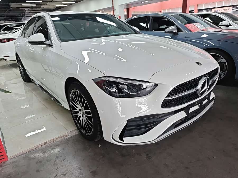 Mercedes-Benz C-Class 2023 C 200 L Sport Edition - zdjęcie 3