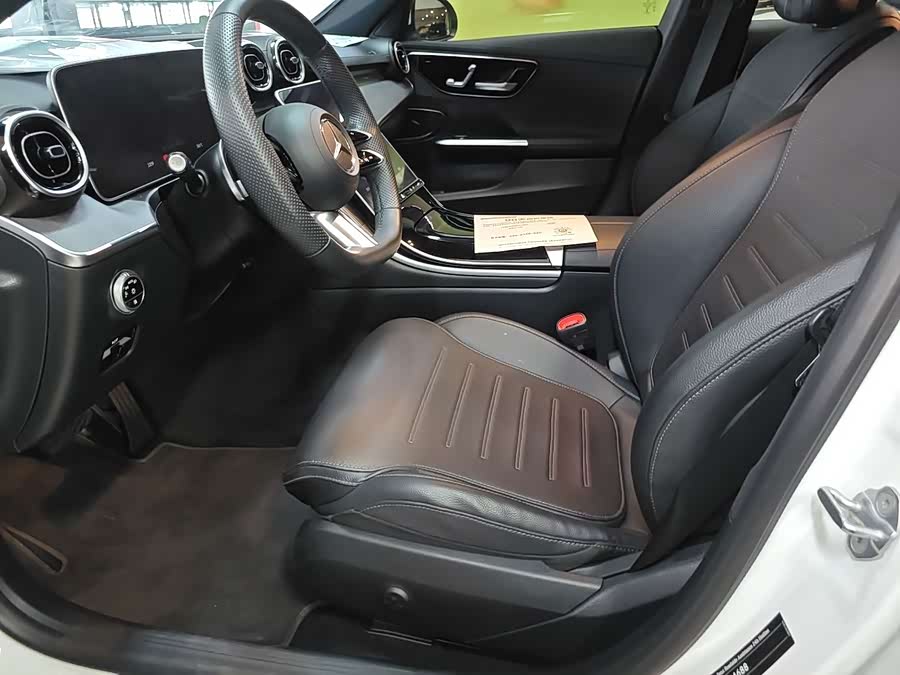 Mercedes-Benz C-Class 2023 C 200 L Sport Edition - zdjęcie 6