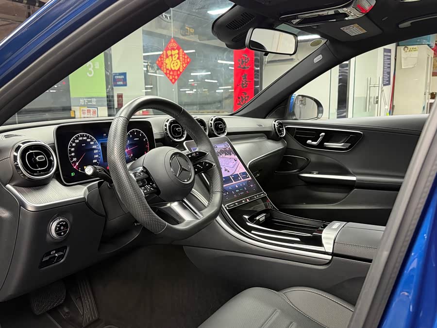 Mercedes-Benz C-Class 2023 C 200 L Sport Edition - zdjęcie 9