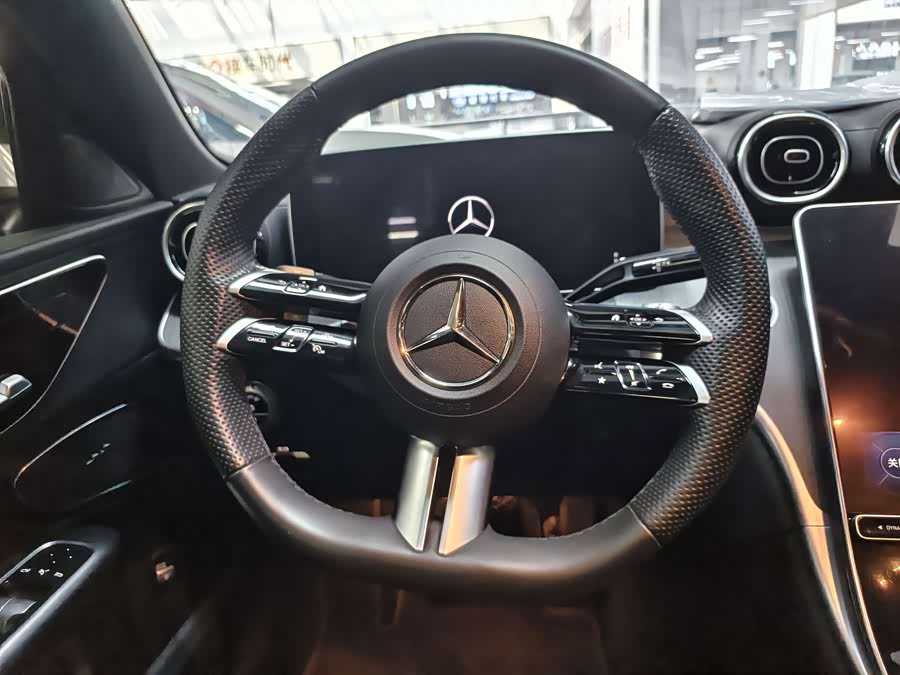 Mercedes-Benz C-Class 2023 C 200 L Sport Edition - zdjęcie 10