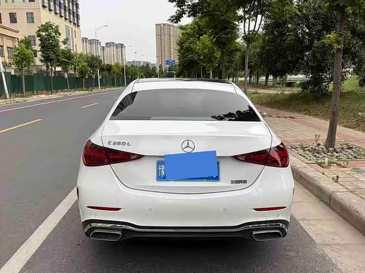 Mercedes-Benz C-Class 2023 C 260 L Sport Edition - zdjęcie 15