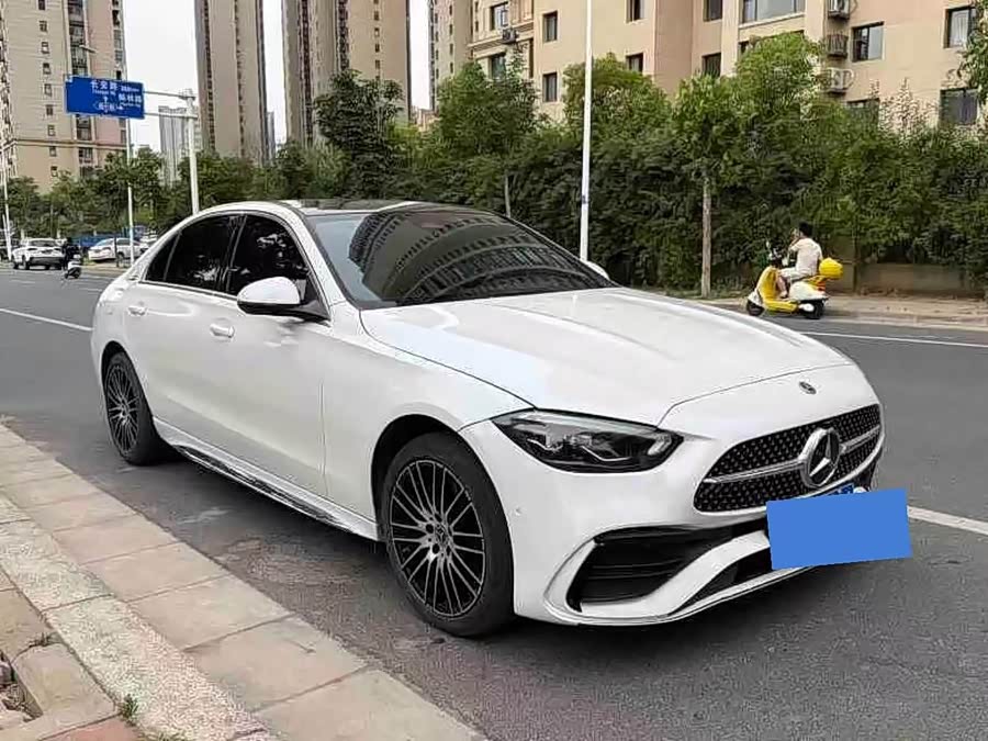 Mercedes-Benz C-Class 2023 C 260 L Sport Edition - zdjęcie 3