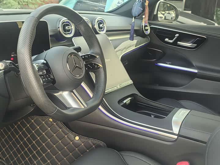 Mercedes-Benz C-Class 2025 C 260 L Sport Edition - zdjęcie 16