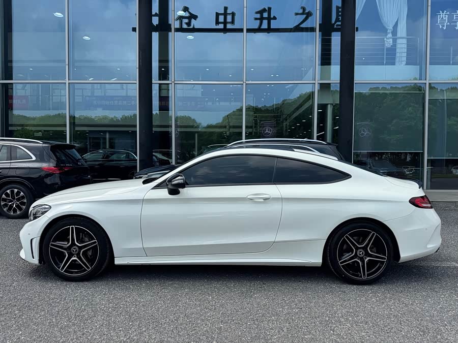 Mercedes-Benz C-Class (Imported) 2023 C 260 Coupe - zdjęcie 7