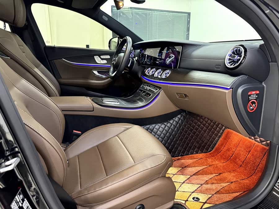 Mercedes-Benz E-Class 2023 Facelift E 300 L Luxury - zdjęcie 11