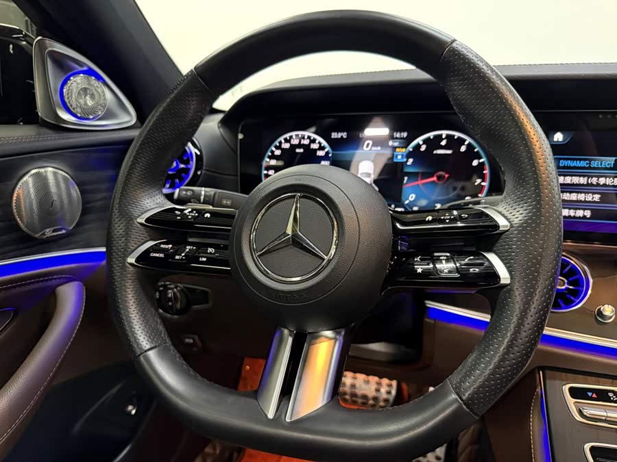Mercedes-Benz E-Class 2023 Facelift E 300 L Luxury - zdjęcie 13