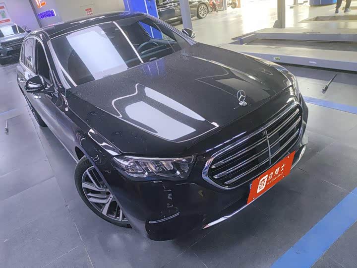 Mercedes-Benz E-Class 2025 E 300 L Fashion - zdjęcie 8