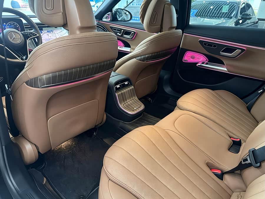 Mercedes-Benz E-Class 2025 E 300 L Fashion - zdjęcie 10