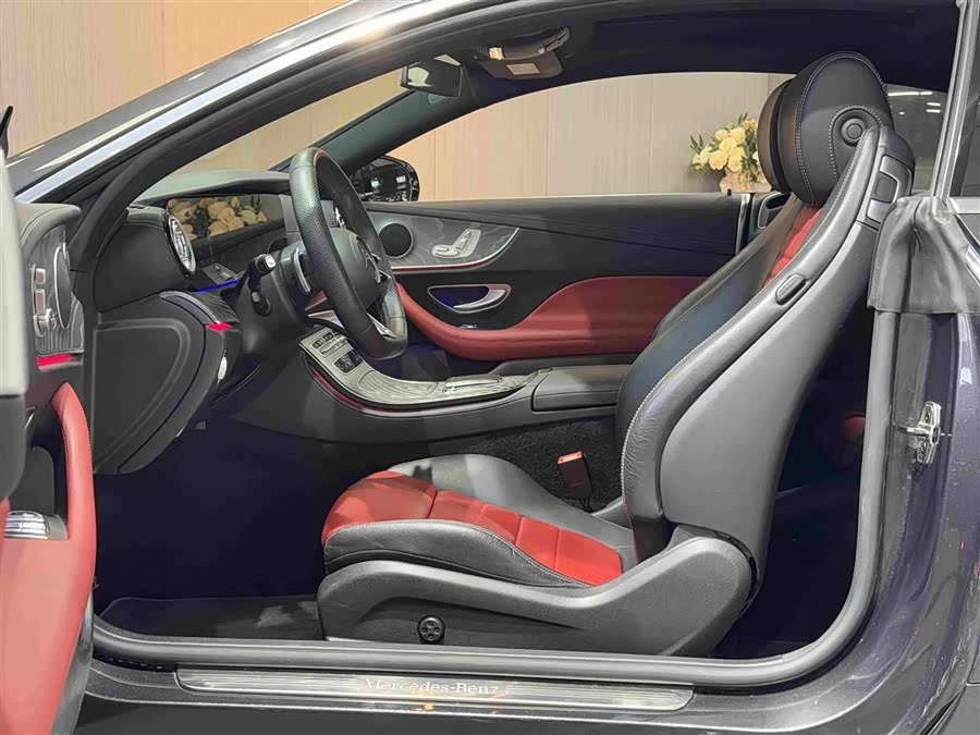 Mercedes-Benz E-Class (Imported) 2023 E 260 Coupe - zdjęcie 5