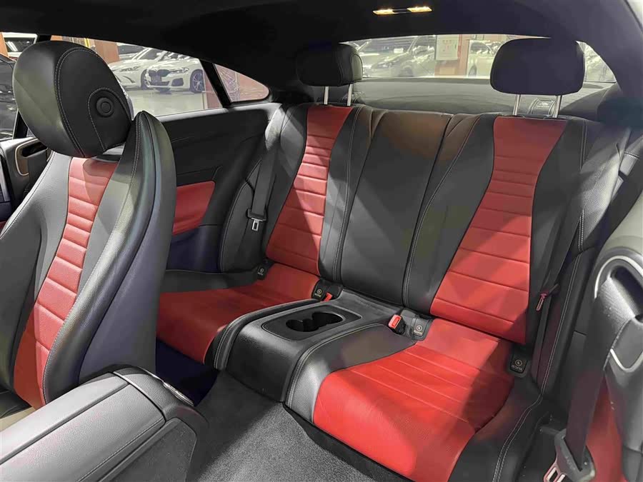 Mercedes-Benz E-Class (Imported) 2023 E 260 Coupe - zdjęcie 7