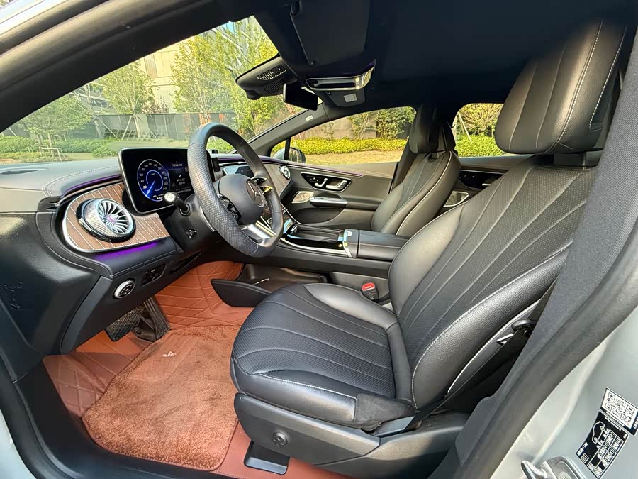 Mercedes-Benz EQE 2022 350 Pioneer Edition - zdjęcie 10