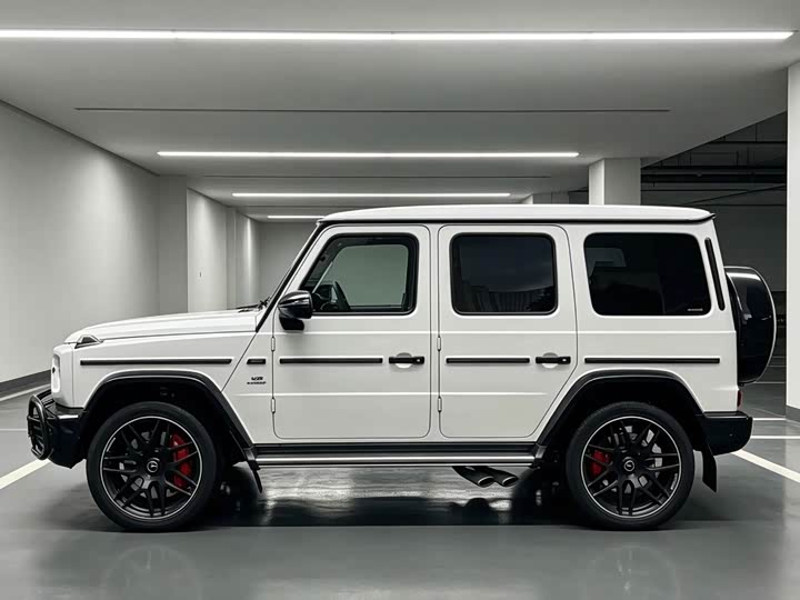 Mercedes-Benz G-Class 2024 G 500 - zdjęcie 7