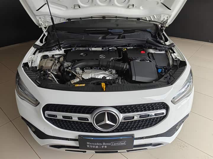 Mercedes-Benz GLA 220 - zdjęcie 19
