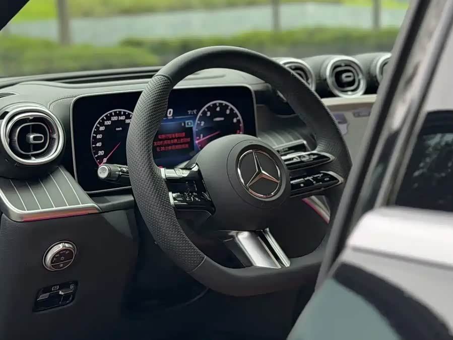 Mercedes-Benz GLC 2023 Facelift GLC 300 L 4MATIC Dynamic Edition 5-Seater - zdjęcie 9
