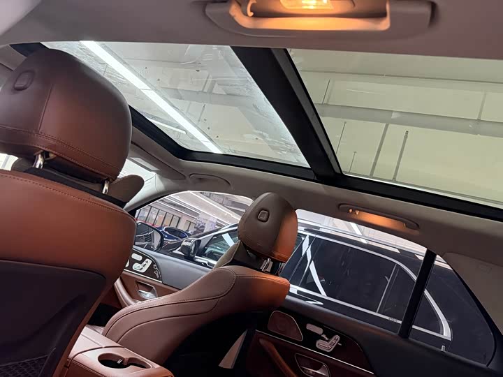 Mercedes-Benz GLE 2024 GLE 350 4MATIC Fashion Edition - zdjęcie 14