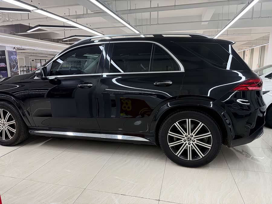 Mercedes-Benz GLE 2024 GLE 350 4MATIC Fashion Edition - zdjęcie 3
