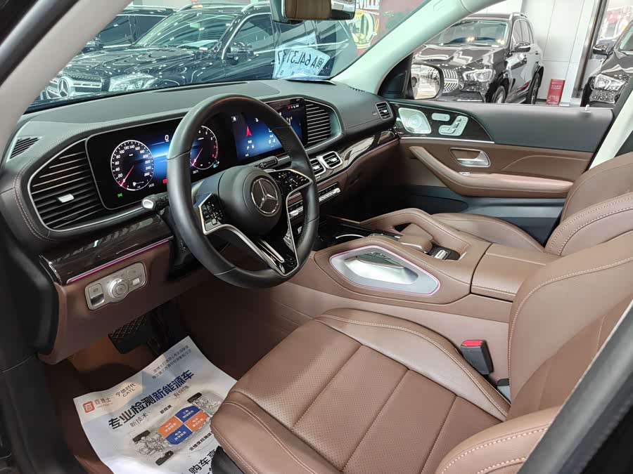 Mercedes-Benz GLE 350 4MATIC Fashion - zdjęcie 11
