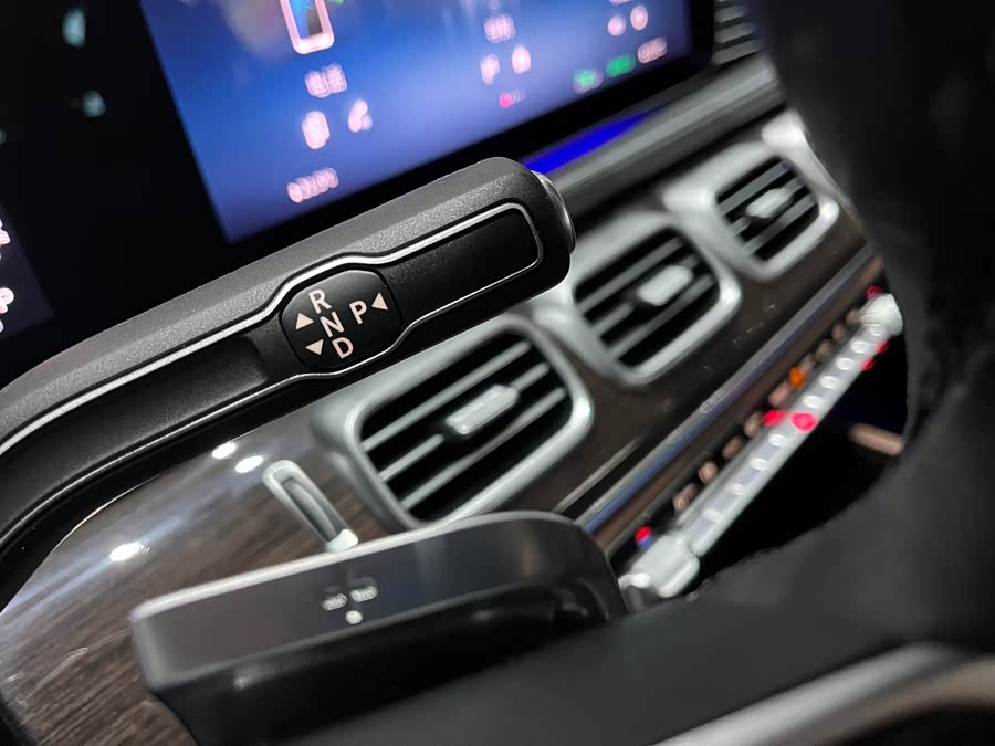 Mercedes-Benz GLE 350 4MATIC Fashion - zdjęcie 19