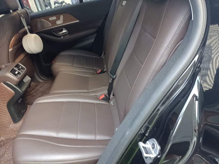 Mercedes-Benz GLE 350 e 4MATIC - zdjęcie 18