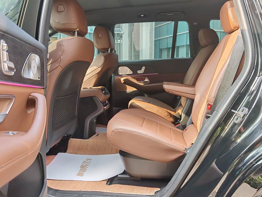Mercedes-Benz GLS 2023 GLS 450 4MATIC Luxury - zdjęcie 10