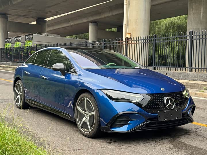 Mercedes EQE 2022 350 Special Edition - zdjęcie 18