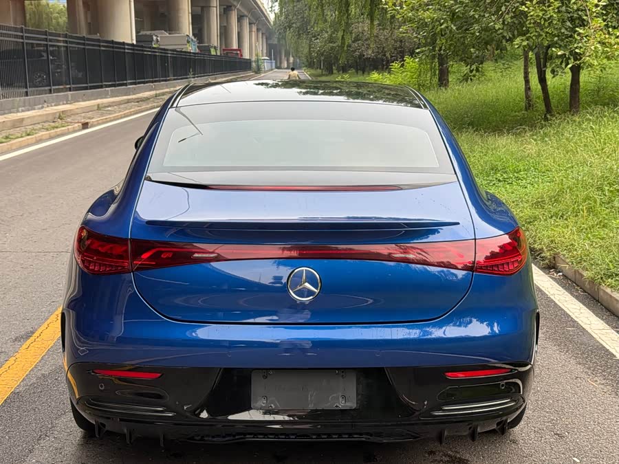 Mercedes EQE 2022 350 Special Edition - zdjęcie 5