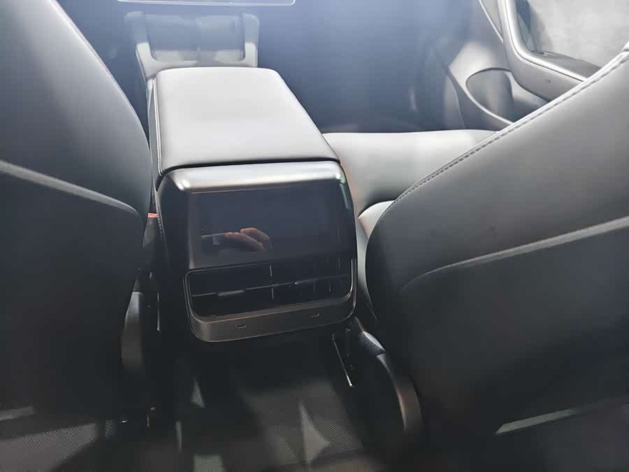 Model 3 2022 RWD - zdjęcie 12