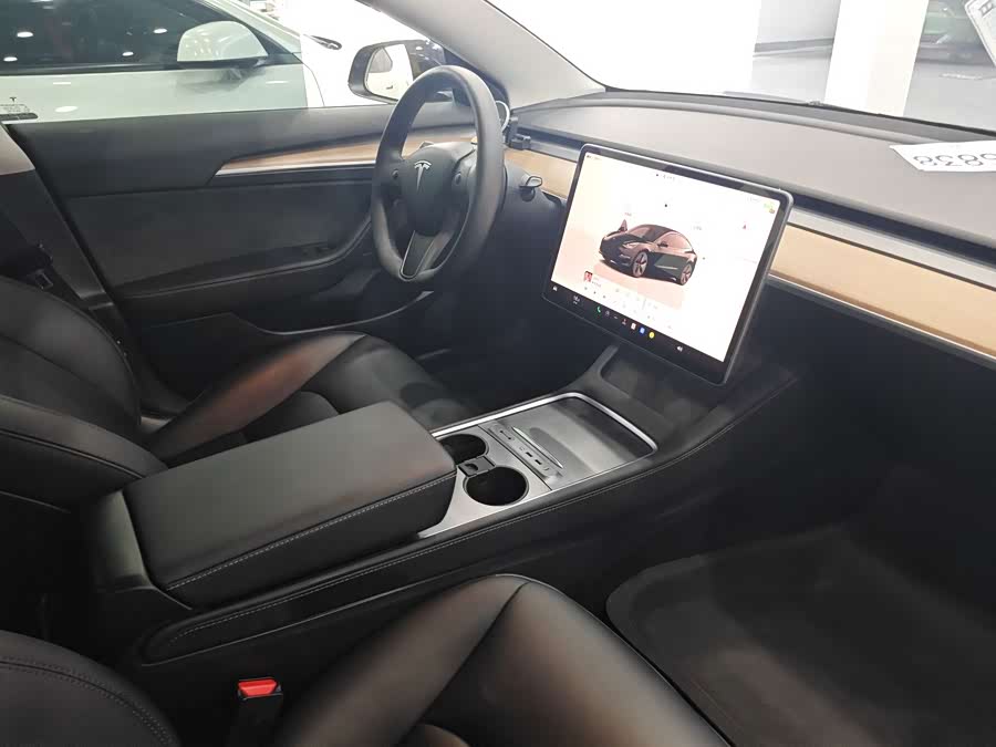 Model 3 2022 RWD - zdjęcie 18