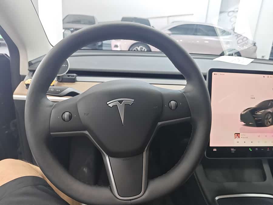 Model 3 2022 RWD - zdjęcie 6