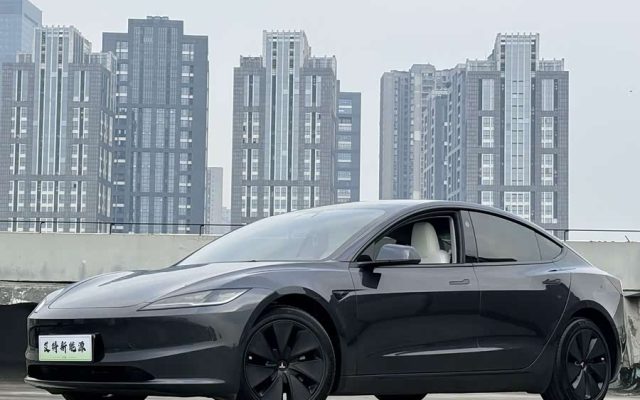 Model 3 2023 RWD
