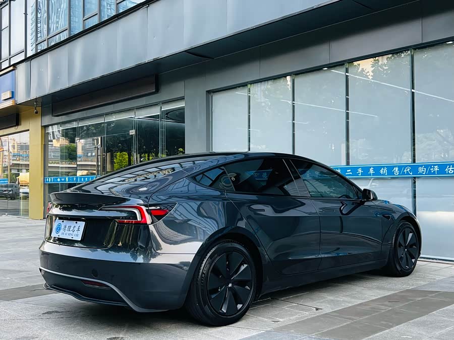 Model 3 2023 RWD - zdjęcie 13