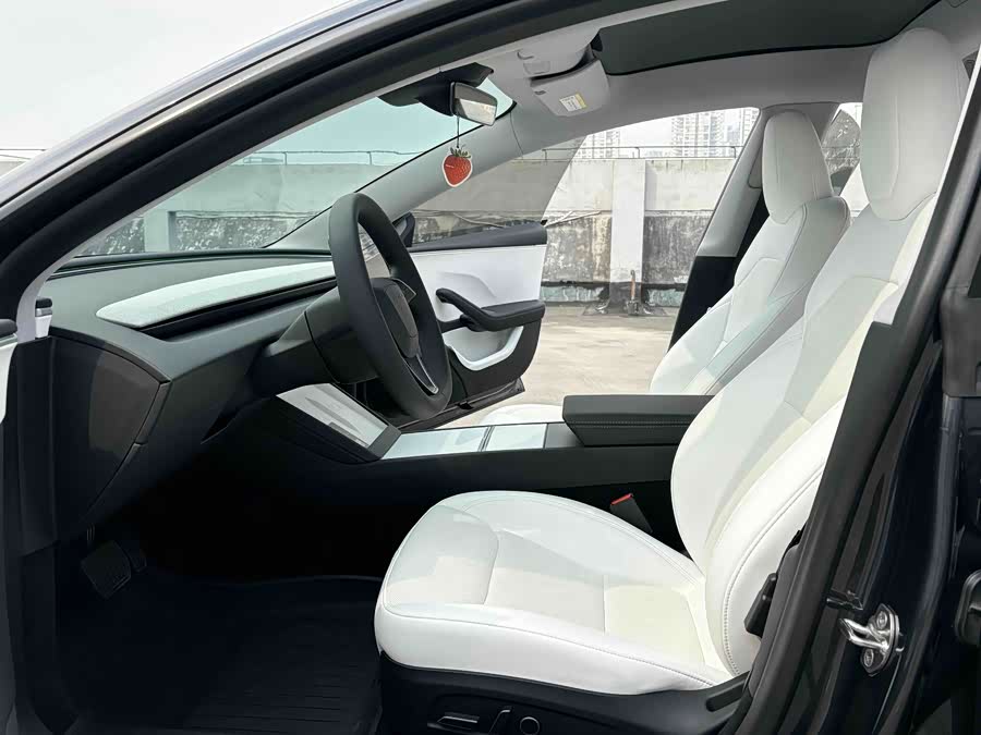 Model 3 2023 RWD - zdjęcie 14