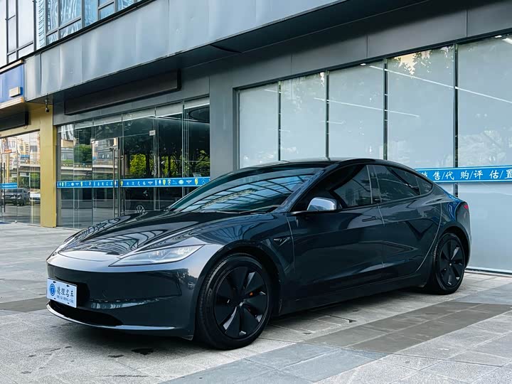 Model 3 2023 RWD - zdjęcie 16