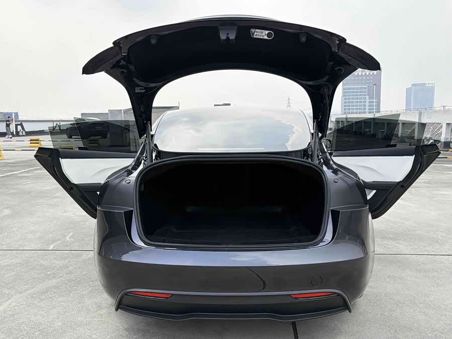 Model 3 2023 RWD - zdjęcie 17