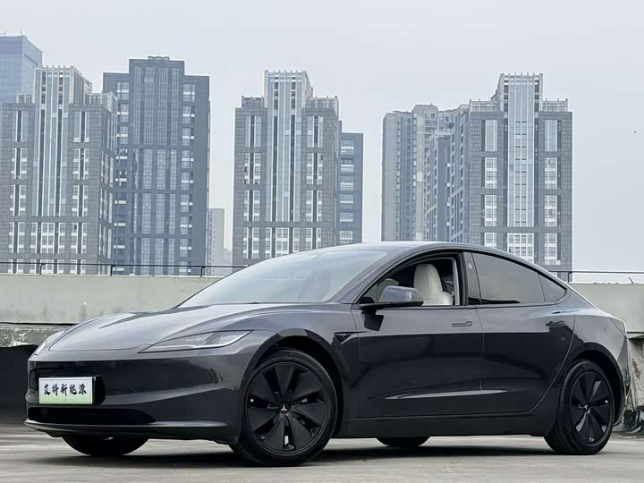 Model 3 2023 RWD - zdjęcie 18