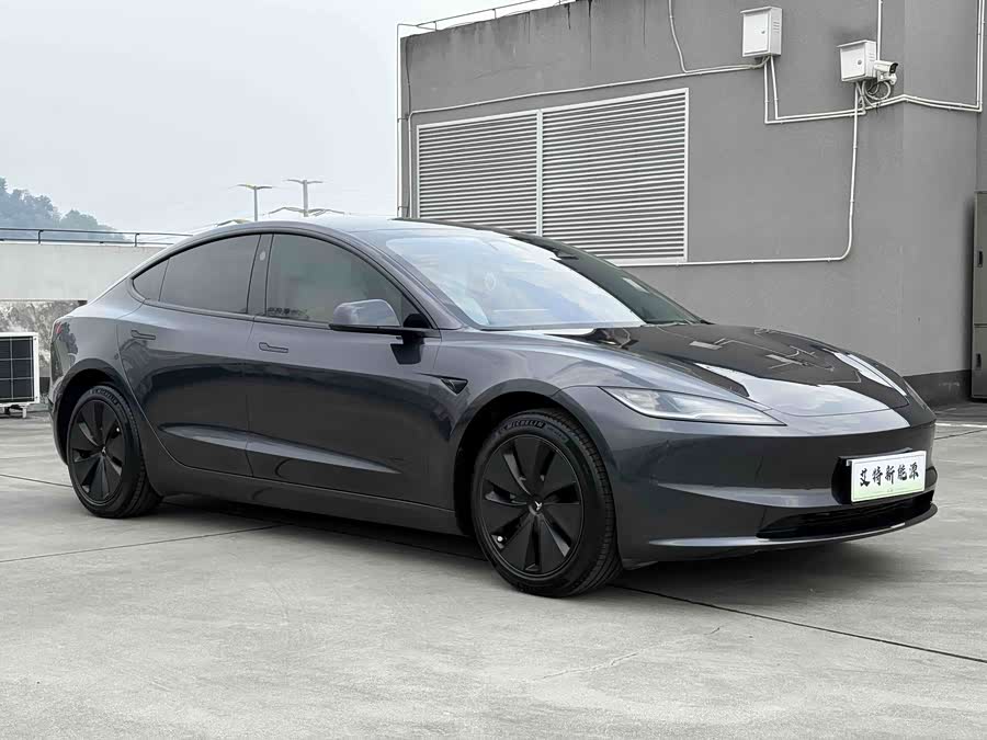 Model 3 2023 RWD - zdjęcie 3