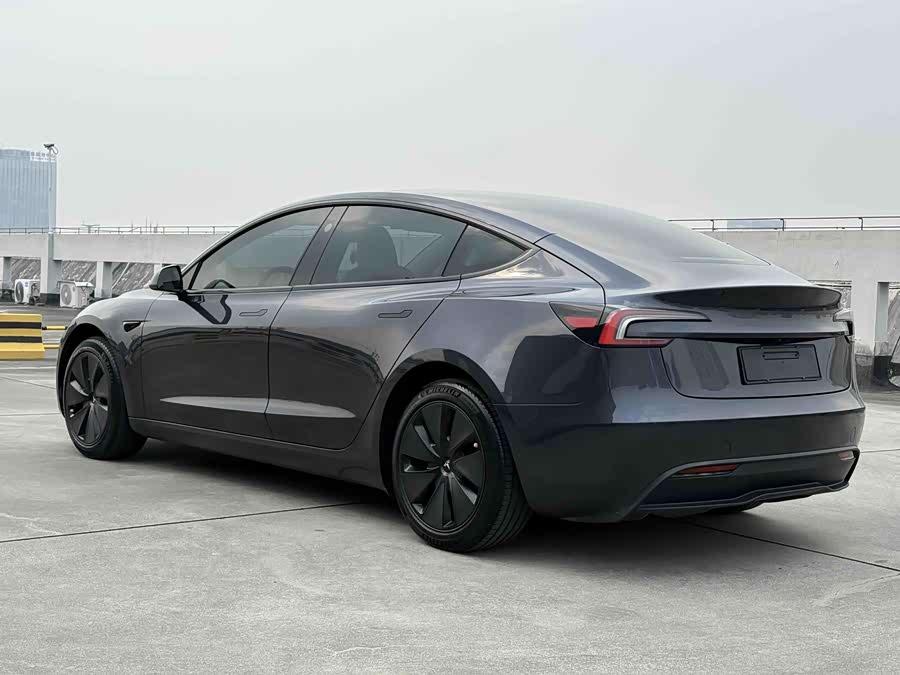 Model 3 2023 RWD - zdjęcie 4