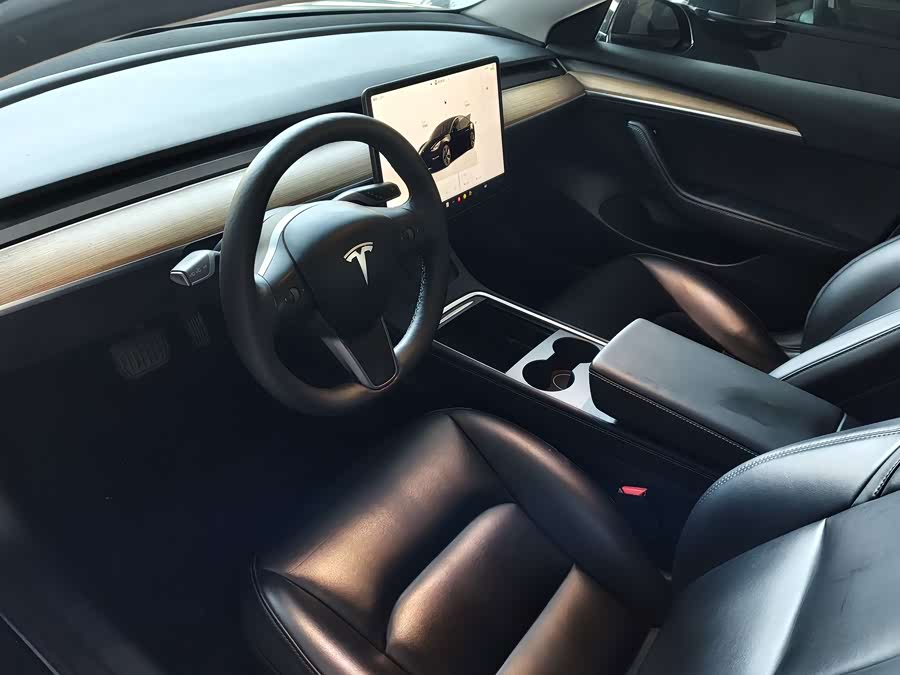 Model 3 2023 RWD - zdjęcie 9