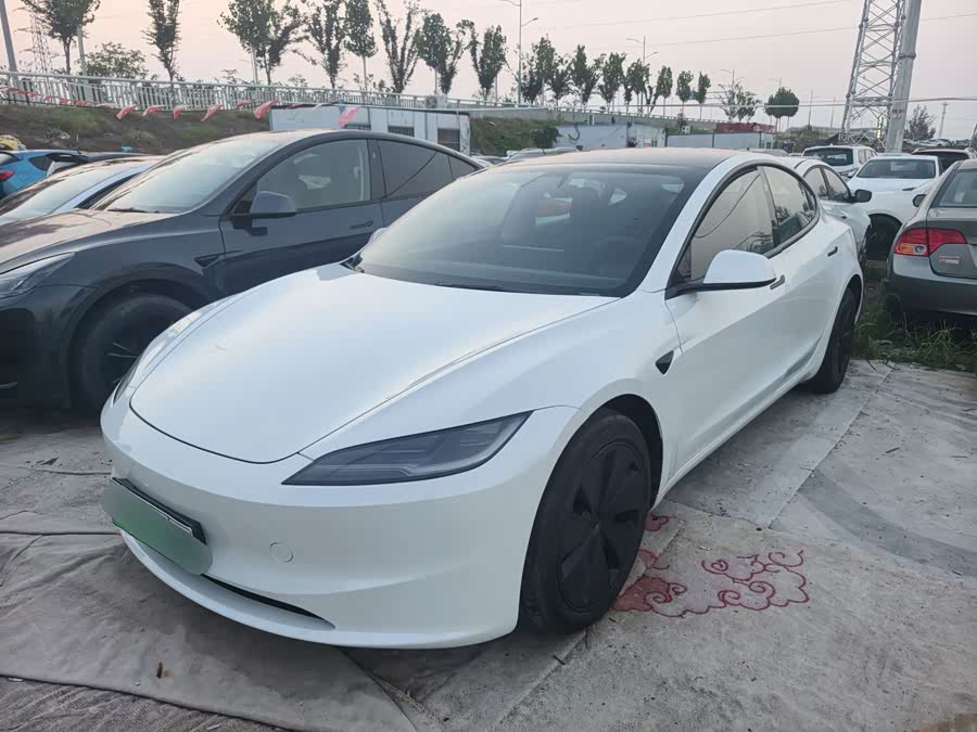 Model 3 2025 RWD