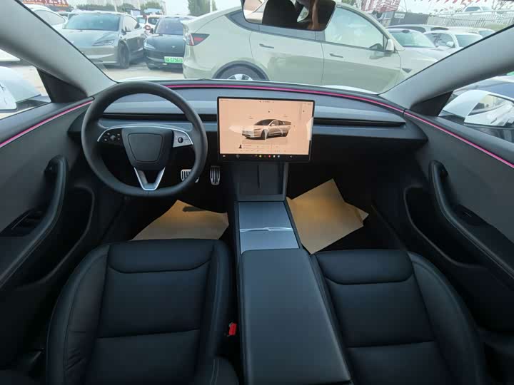 Model 3 2025 RWD - zdjęcie 15