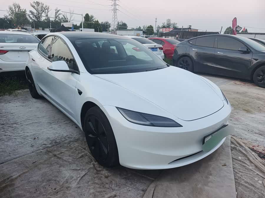 Model 3 2025 RWD - zdjęcie 3