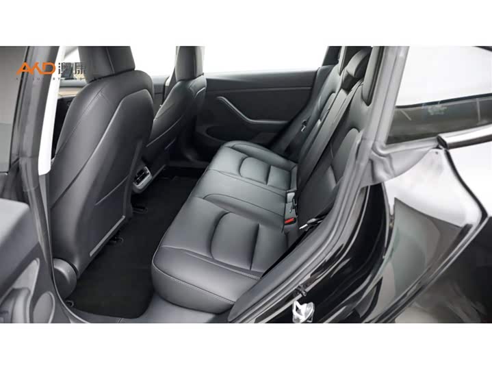 Model Y 2022 RWD - zdjęcie 17