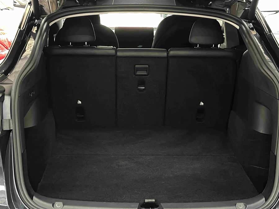 Model Y 2024 RWD - zdjęcie 12