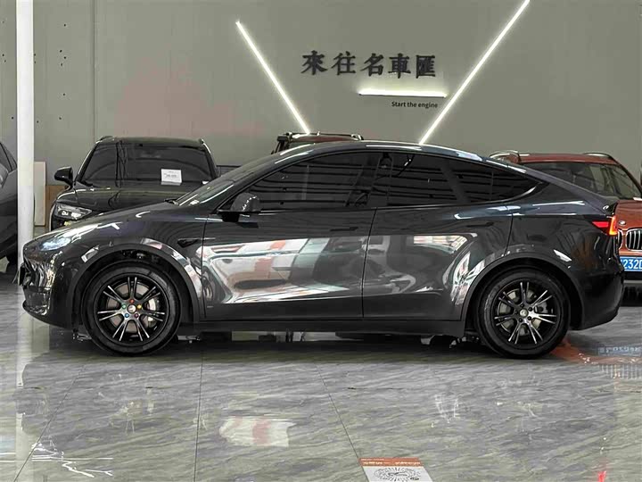 Model Y 2024 RWD - zdjęcie 19