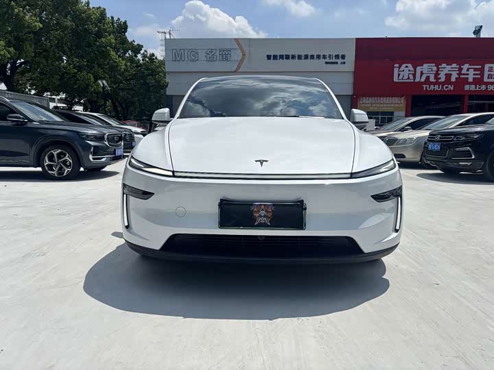 Model Y L 2025 Long Range All-Wheel Drive Version - zdjęcie 15
