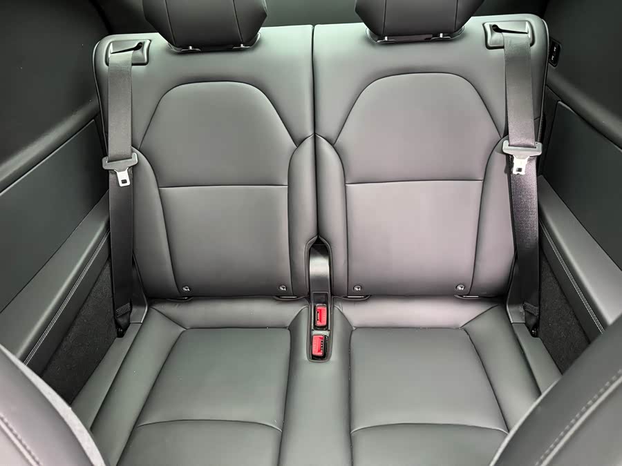 Model Y L 2025 Long Range All-Wheel Drive Version - zdjęcie 7